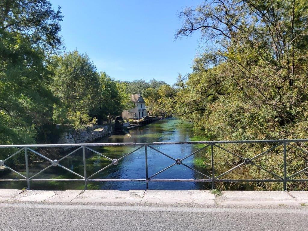 Gite Dans Les Pins Avec Piscine Villa Mazan Buitenkant foto