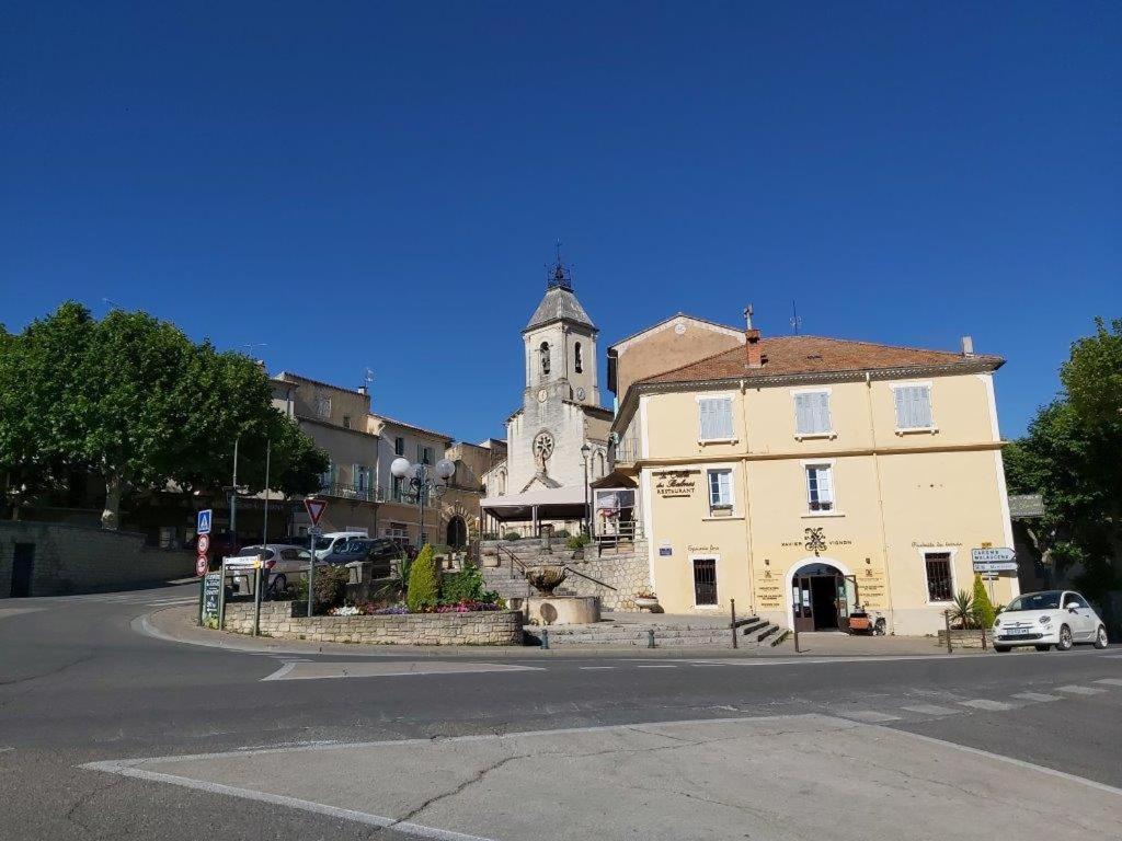 Gite Dans Les Pins Avec Piscine Villa Mazan Buitenkant foto