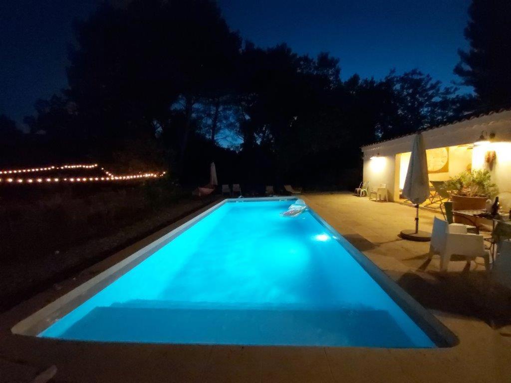 Gite Dans Les Pins Avec Piscine Villa Mazan Buitenkant foto