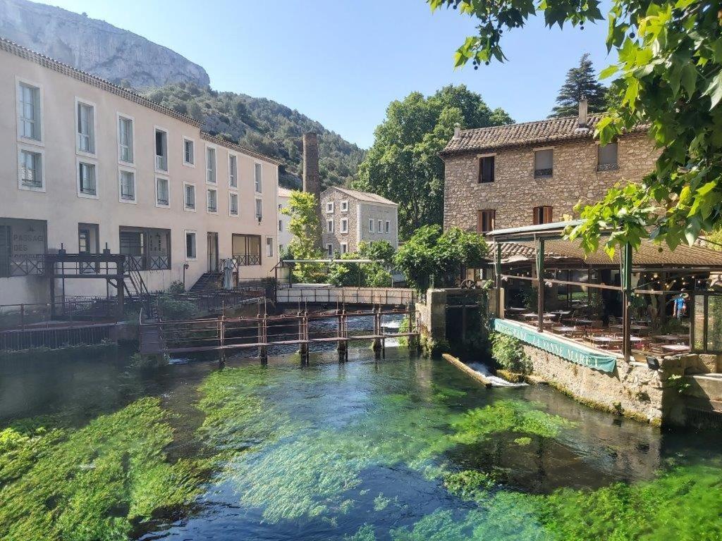 Gite Dans Les Pins Avec Piscine Villa Mazan Buitenkant foto