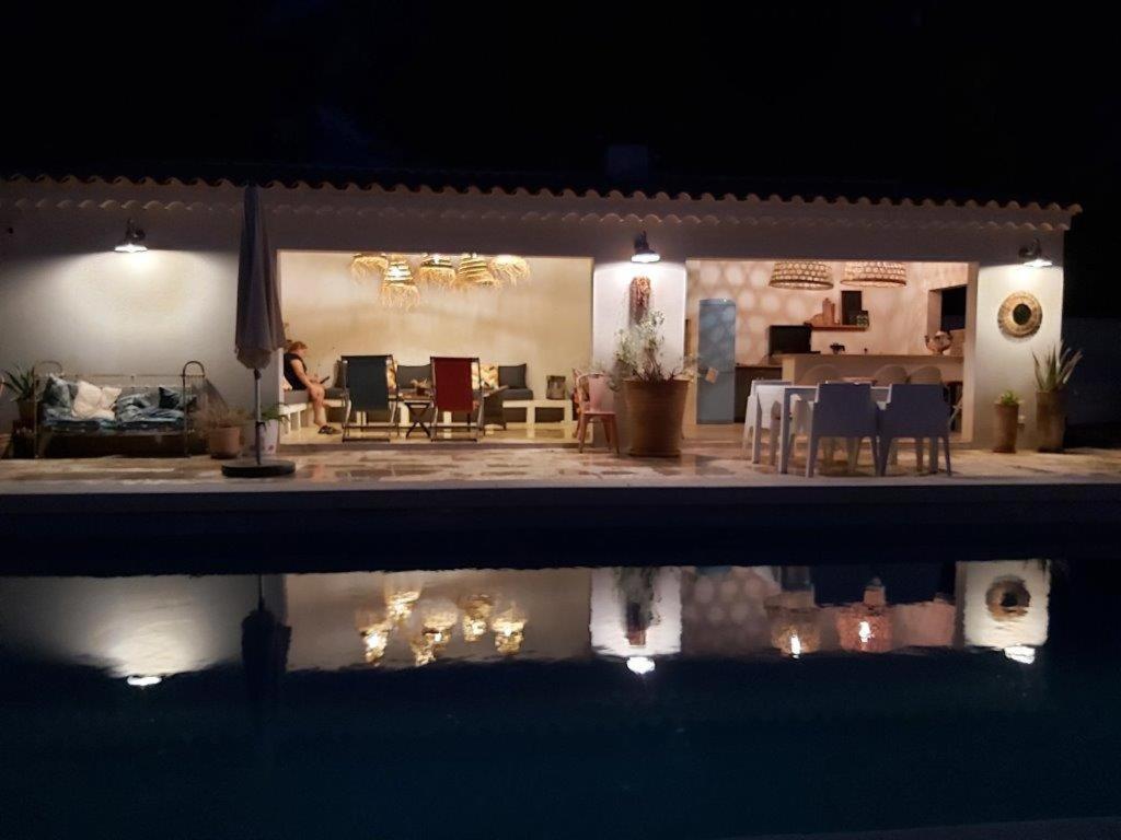 Gite Dans Les Pins Avec Piscine Villa Mazan Buitenkant foto